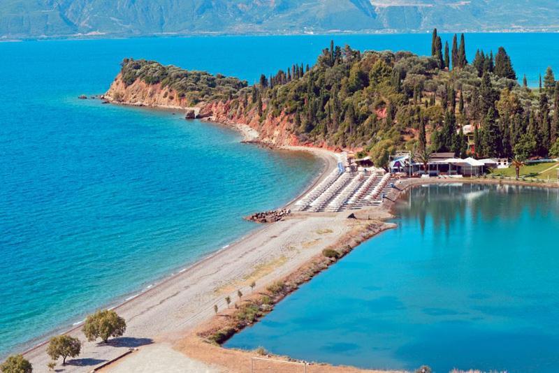 Nafpaktos Beach Luxury Suites Exteriér fotografie